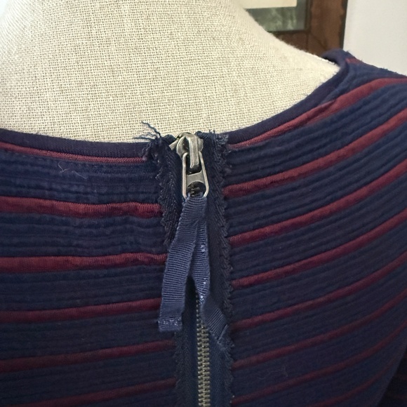 Maeve Anthropologie Brenna Navy Blue Red Maroon Textured Striped Dress Size 4 - Picture 3 of 6